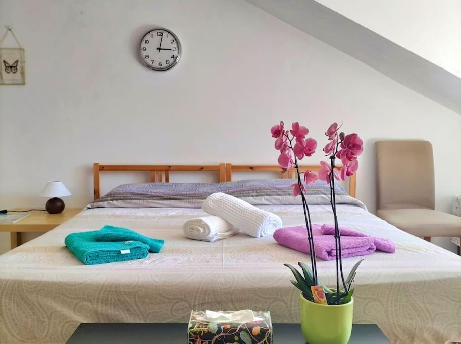 La Casa Di Marta - Ampia Ed Accogliente Mansarda In Piazza Statuto Apartment Turin Luaran gambar