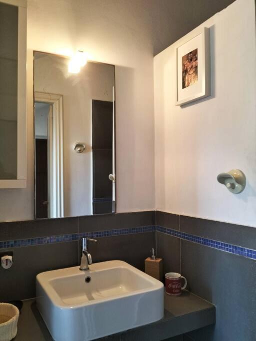 La Casa Di Marta - Ampia Ed Accogliente Mansarda In Piazza Statuto Apartment Turin Luaran gambar