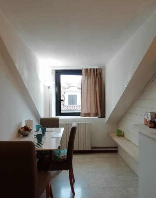 La Casa Di Marta - Ampia Ed Accogliente Mansarda In Piazza Statuto Apartment Turin Luaran gambar